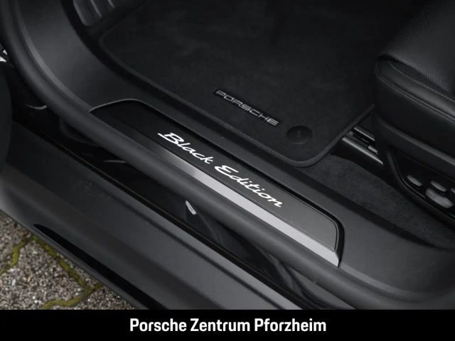 Porsche Taycan Black Edition Sport Turismo