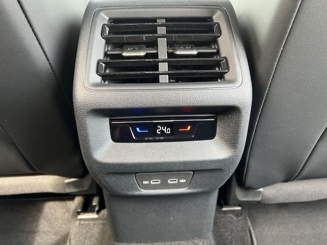 Volkswagen Tiguan 1.5 eTSI DSG R-Line