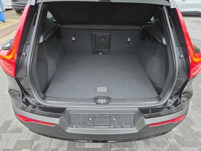 Volvo XC40 Core Recharge