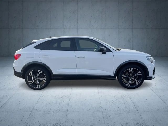 Audi Q3 45 TFSI Hybride S-Line