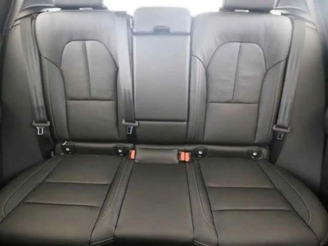 Volvo XC40 Dark Plus