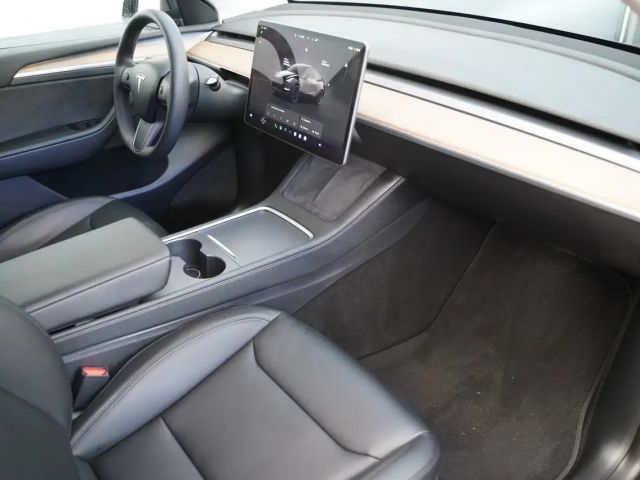 Tesla Model Y Performance