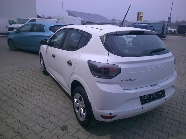 Dacia Sandero Essential