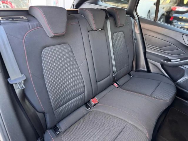 Ford Focus ST Line Wagon