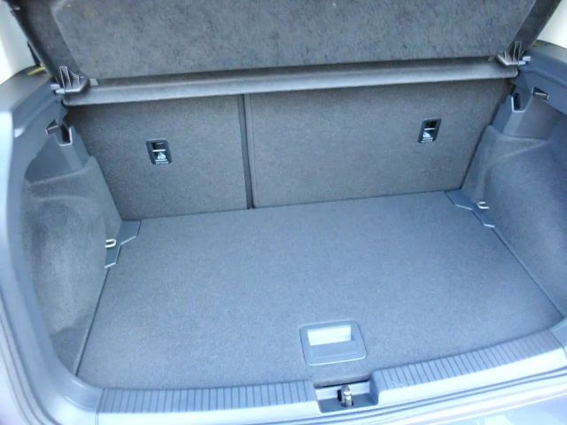 Volkswagen T-Cross T-Cross 1.0   ACTIVE+NAVI+PDC+ALU+Sitzhzg.