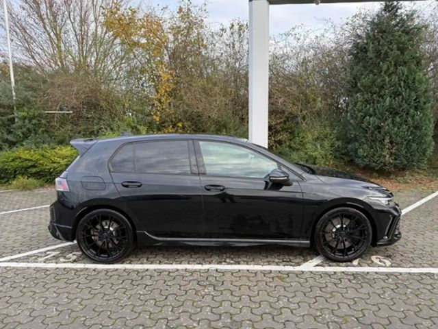 Volkswagen Golf "Black Edition", NP: 65.000 €