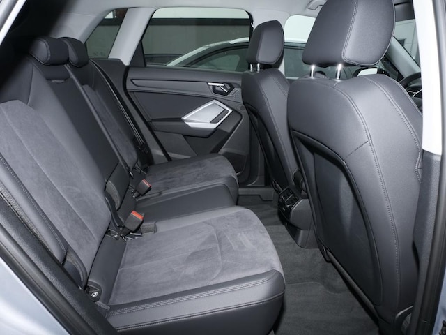 Audi Q3 35 TDI S-Tronic