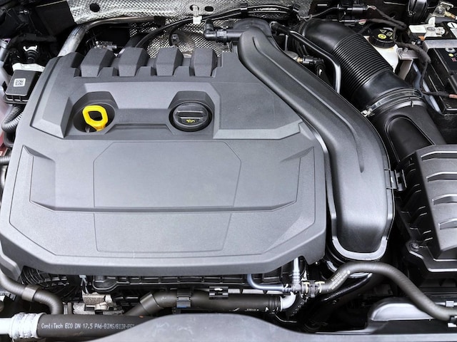 Volkswagen Golf 1.5 eTSI DSG Move