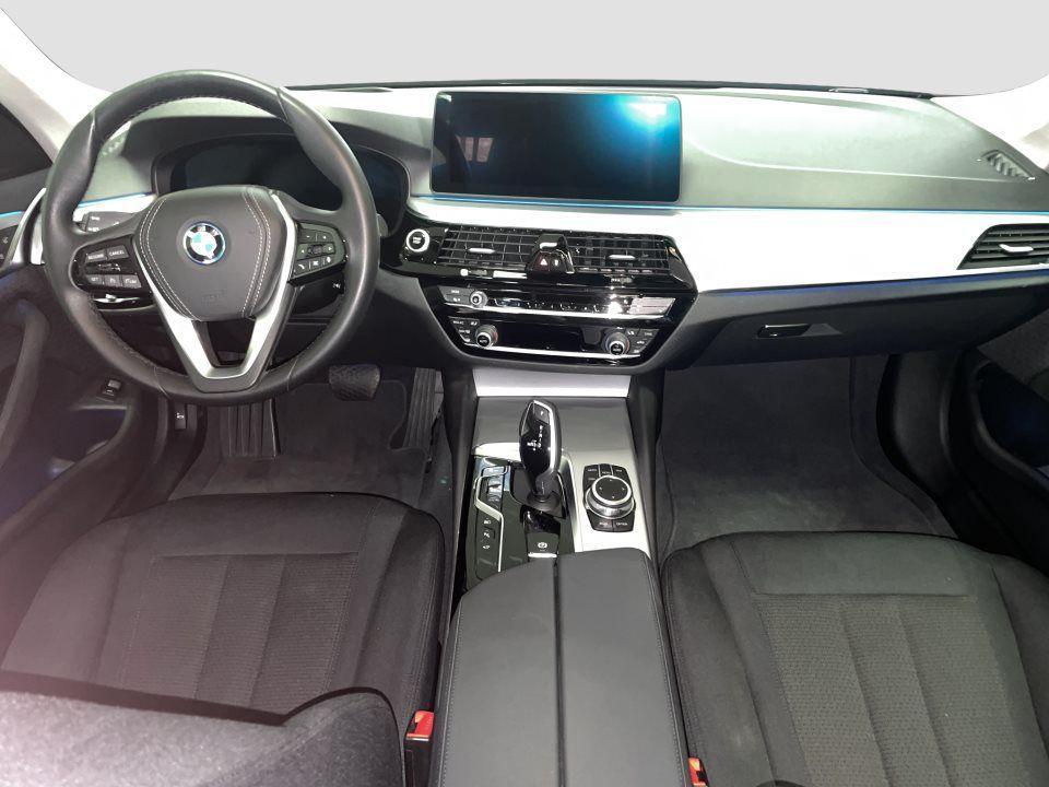 BMW 530 530e Touring