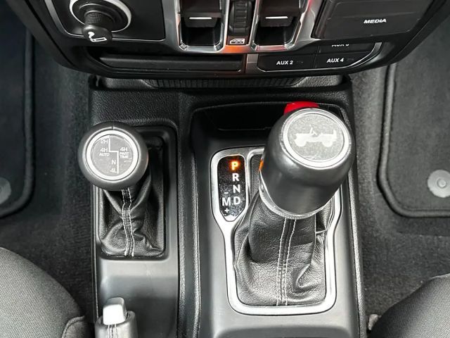 Jeep Wrangler 4xe Sahara