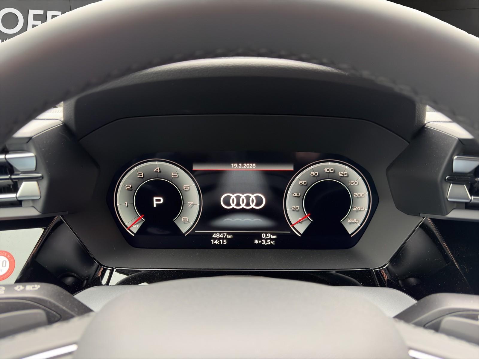 Audi A3 30 TFSI S-Line Sedan Sportback