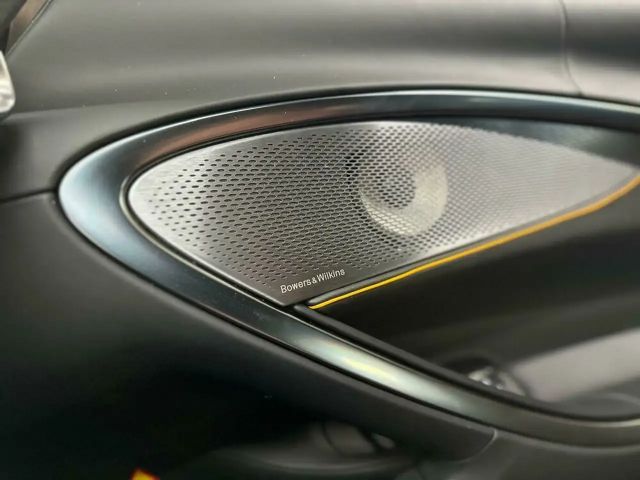 McLaren Artura Artura / MSO Volcano Yellow / Leasing 1,99%