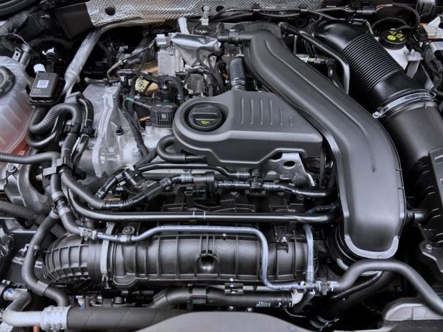 Volkswagen Golf 1.5 eTSI DSG