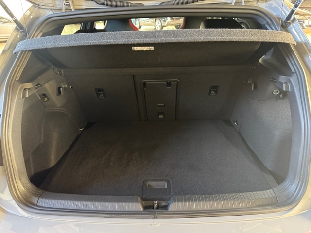 Volkswagen Golf 2.0 TSI DSG Golf VIII