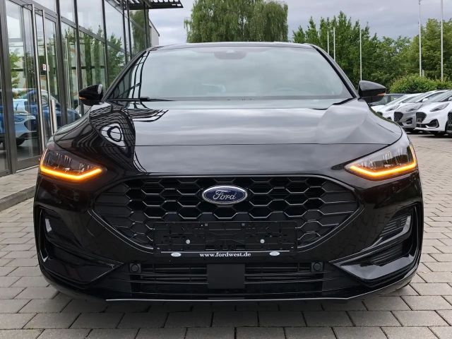 Ford Focus EcoBoost ST Line