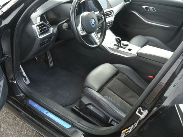 BMW 320 320e Touring