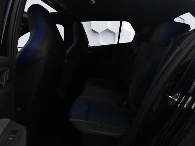 Volkswagen Golf 2.0 TSI 4Motion Golf VIII