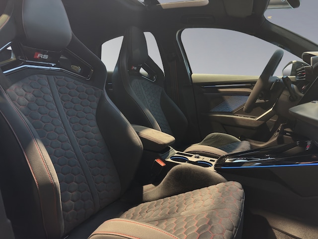 Audi RS3 Quattro S-Tronic Sedan