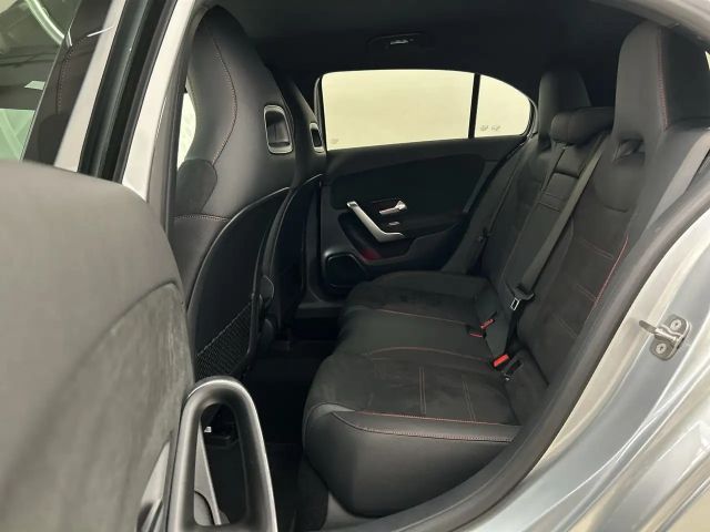 Mercedes-Benz A 180 A 180 d AMG Line Hatchback