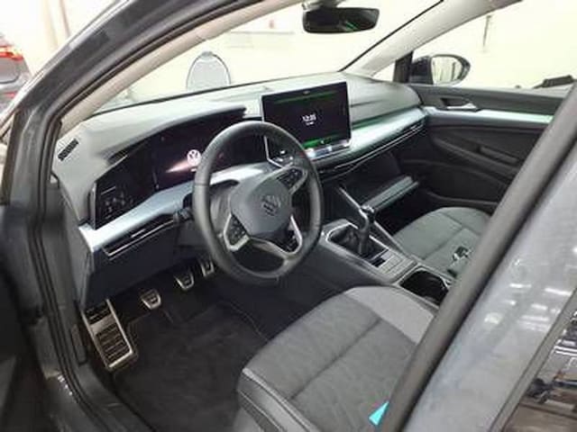 Volkswagen Golf 1.5 TSI Golf VIII