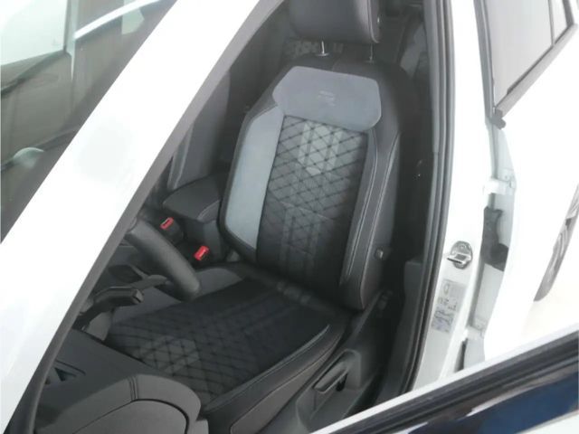 Volkswagen T-Roc 1.5 TSI DSG R-Line Style