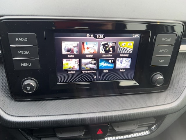 Skoda Fabia Fabia 1.0 MPI Sitzheizung Einparkhilfe Klima