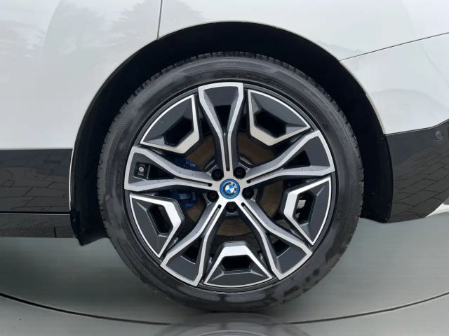 BMW iX Comfort pakket M-Sport xDrive40