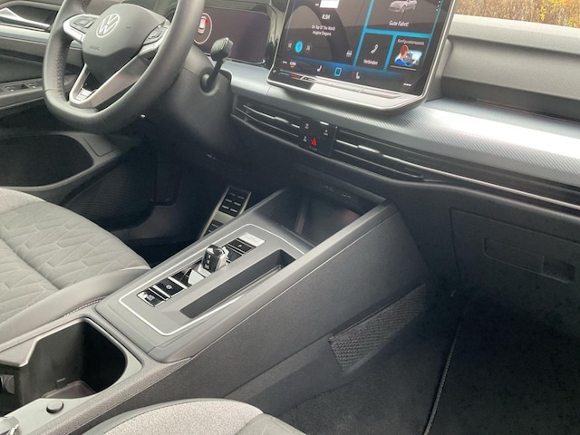 Volkswagen Golf 1.5 eTSI DSG Golf VIII