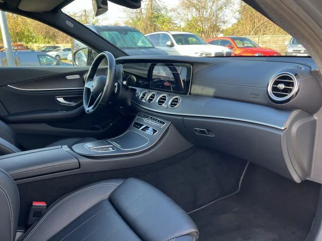 Mercedes-Benz E 220 AMG Line E 220 d Estate