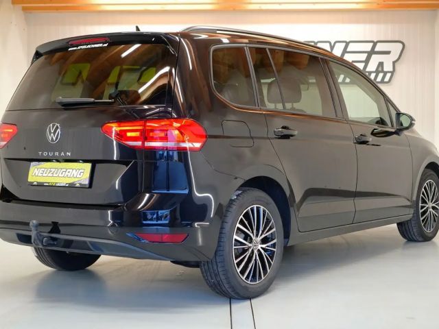 Volkswagen Touran 1.5 TSI BMT DSG