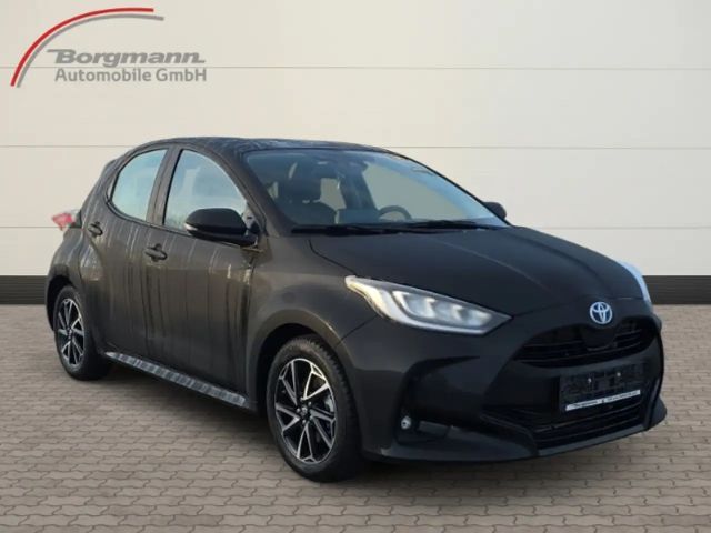 Toyota Yaris Hatchback Hybride Team D