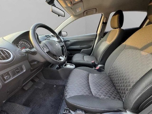 Mitsubishi Space Star Star