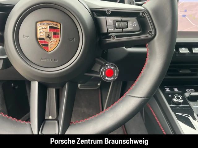 Porsche 992 4 Coupé GTS Targa