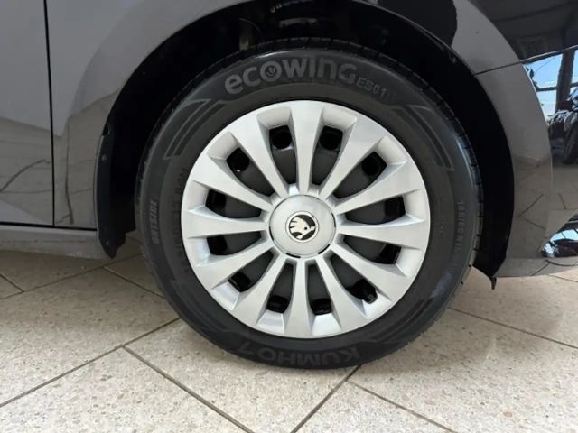 Skoda Fabia 1.0 TSI Active Combi