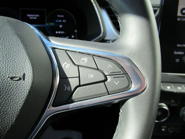 Renault Captur E-Tech Intens