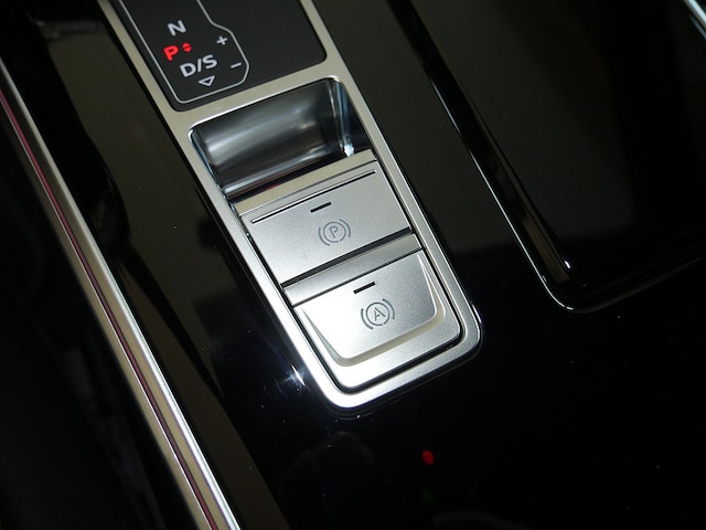 Audi S6 Quattro Sedan