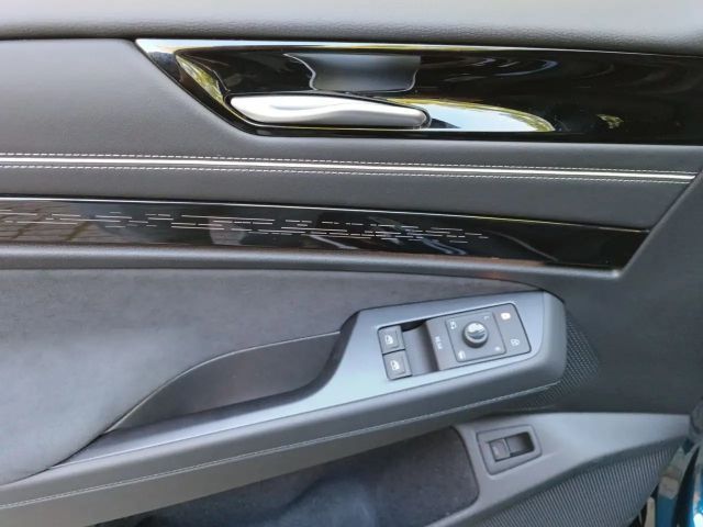 Volkswagen ID.7 IQ.Drive Pro