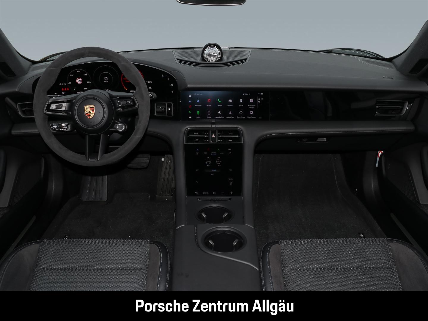 Porsche Taycan 4S Cross Turismo