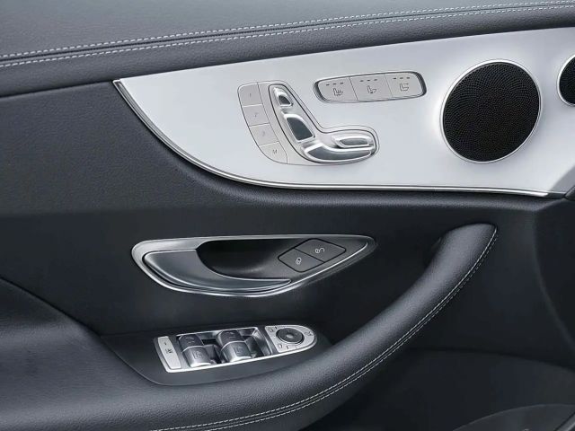 Mercedes-Benz E 300 AMG Line Cabriolet E 300 d