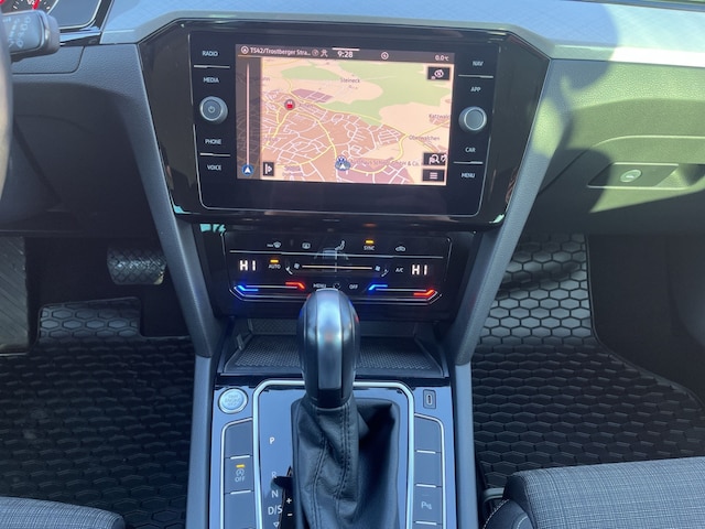 Volkswagen Passat 1.5 TSI Business Variant