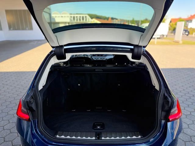 BMW 318 318i Touring