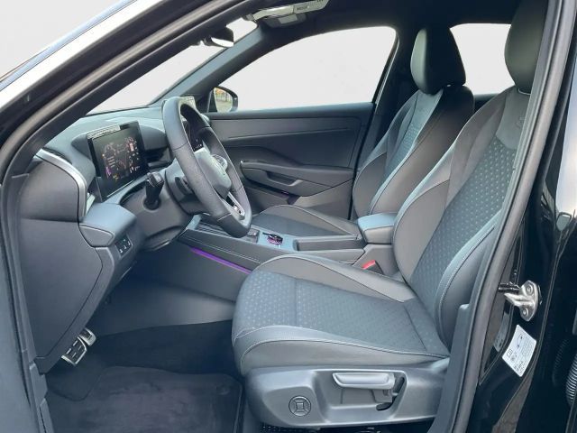 Volkswagen T-Roc 1.5 eTSI DSG R-Line