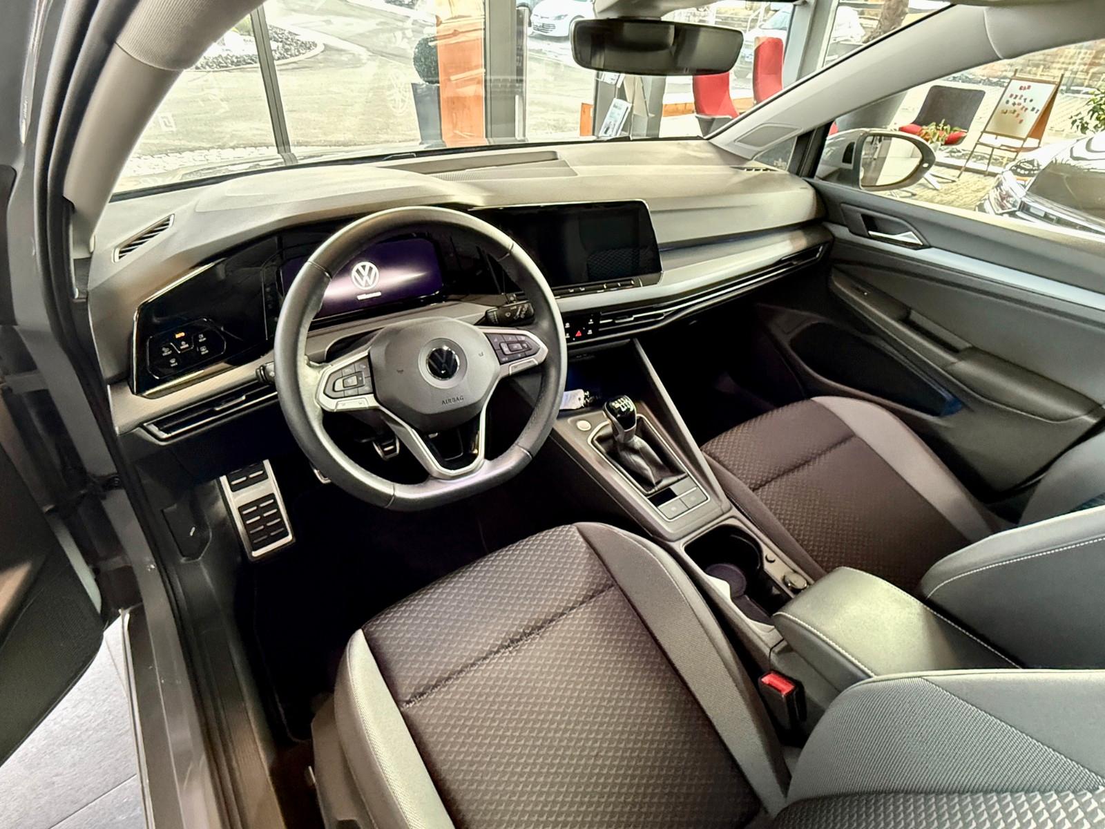 Volkswagen Golf 1.5 TSI Golf VIII Life