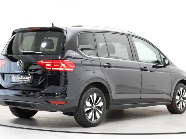 Volkswagen Touran 1.5 TSI DSG