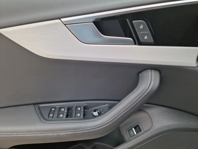 Audi A4 40 TFSI Avant S-Line