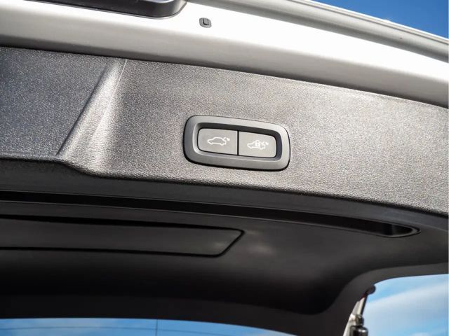 Volvo XC40 Dark Plus