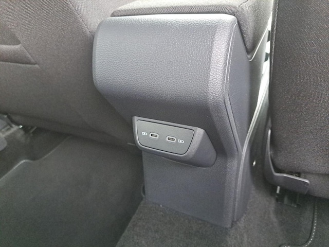 Volkswagen Taigo 1.0 TSI R-Line