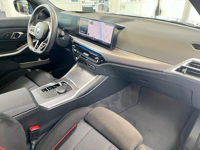 BMW 330 330e M-Sport Touring xDrive