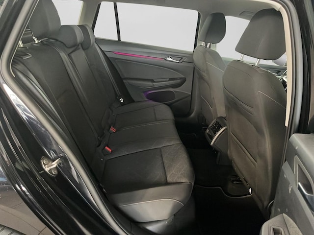 Volkswagen Golf 1.5 eTSI DSG Life Variant