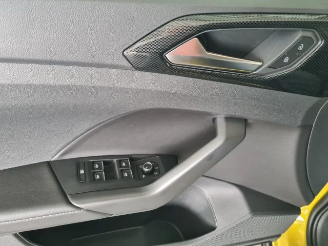 Volkswagen T-Cross 1.0 TSI R-Line